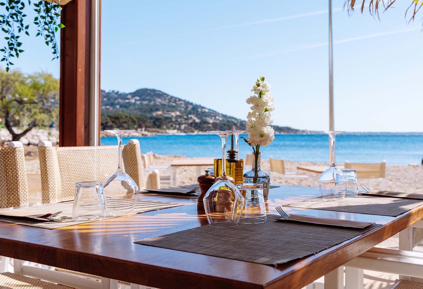 Restaurant L'Avenure sur la plage Péno